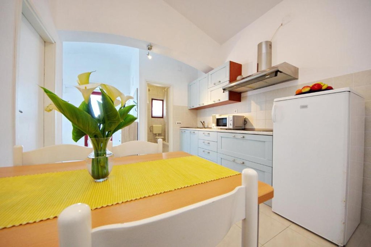 Palazzina in prima fila al mare