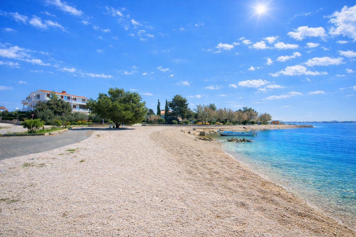 Palazzina in prima fila al mare