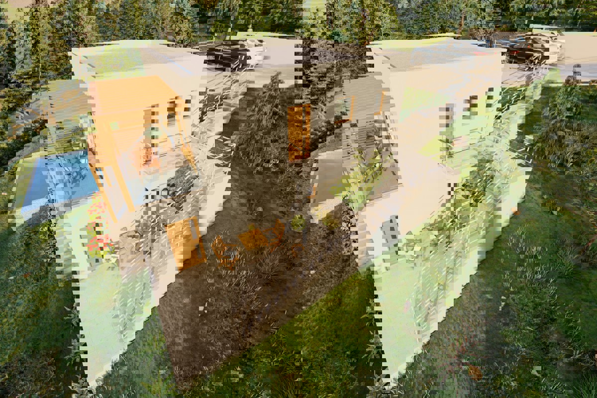 Terreno edificabile con progetto di villa in posizione privilegiata