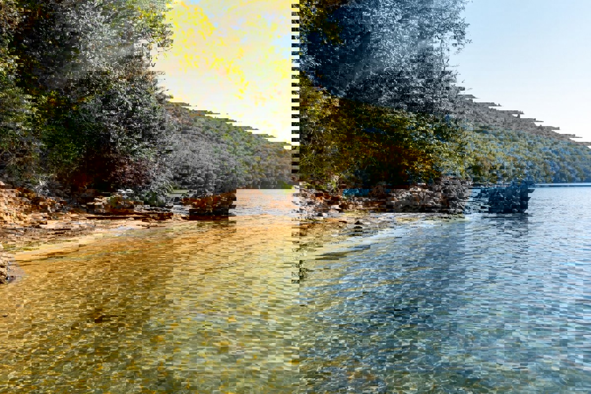 Terreno edificabile con vista mare