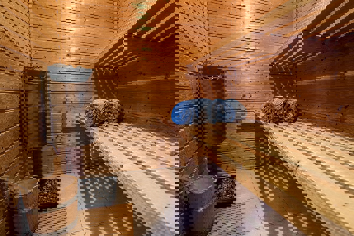 Casa vacanze con giardino mediterraneo, piscina e sauna