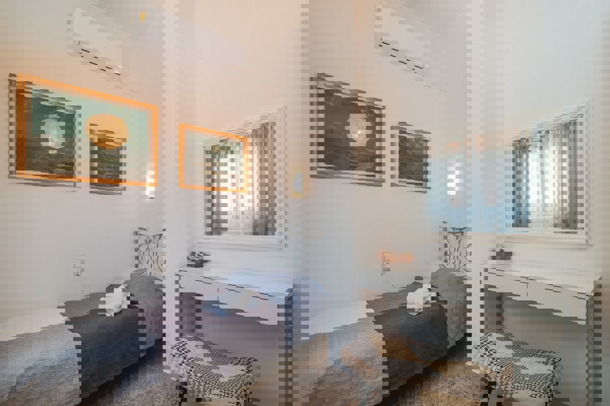 Casa vacanze con giardino mediterraneo, piscina e sauna