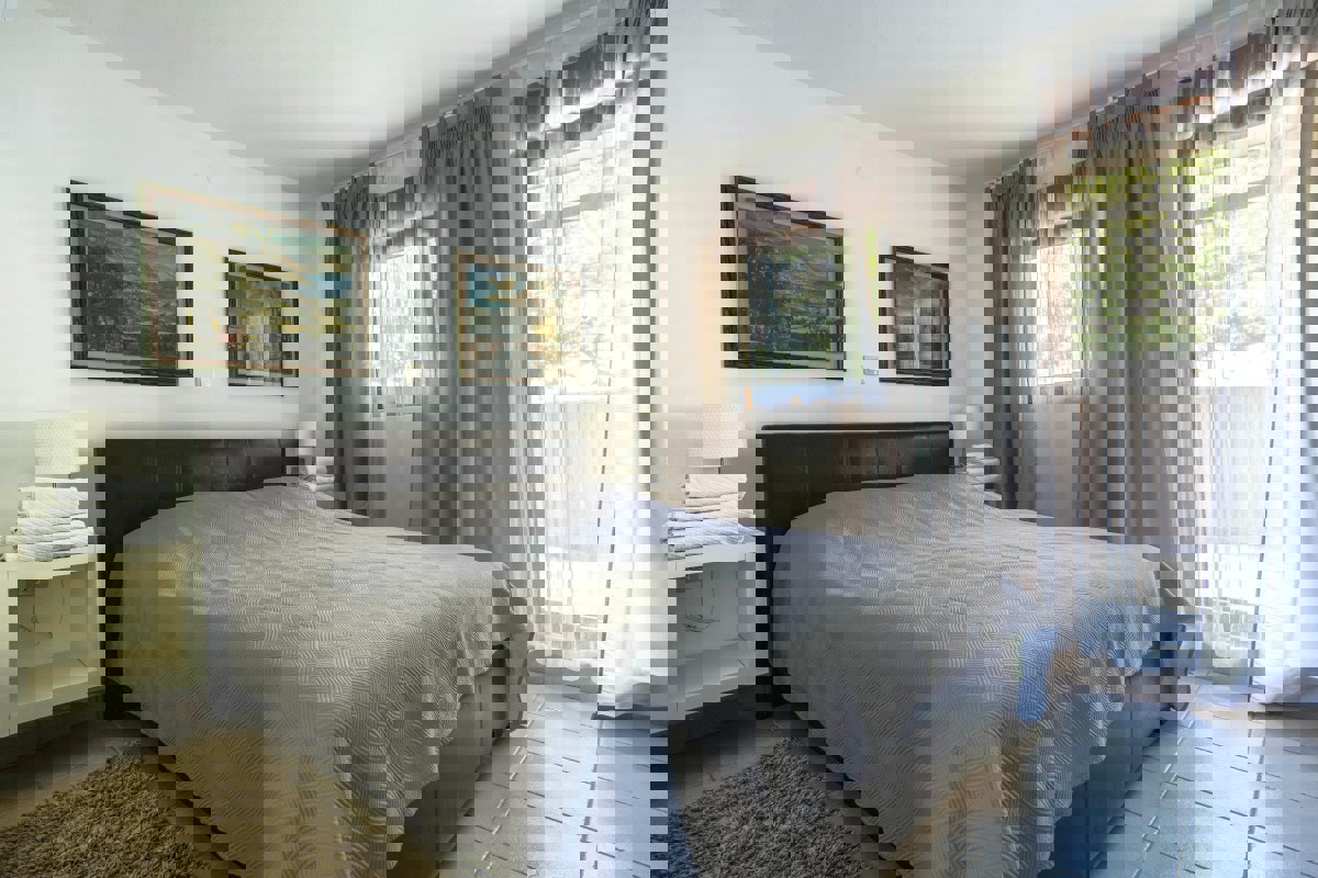 Casa vacanze con giardino mediterraneo, piscina e sauna