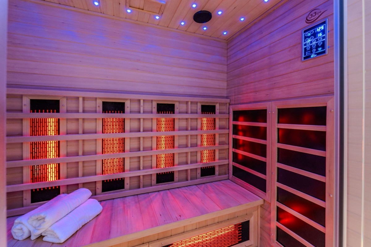 Villa di lusso con piscina e vista mare aperta