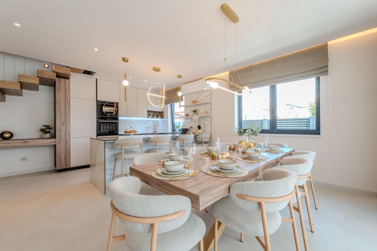 Villa di lusso con piscina e vista mare aperta