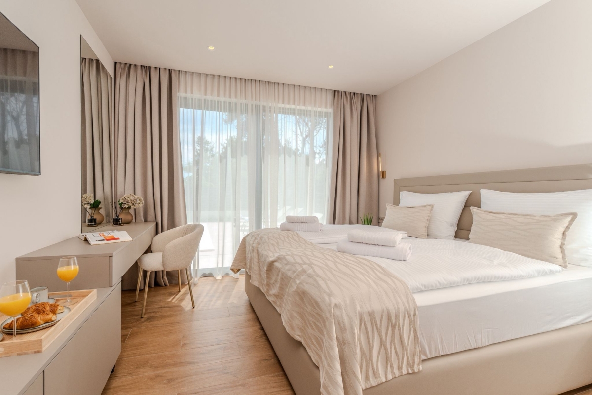 Villa di lusso con piscina e vista mare aperta