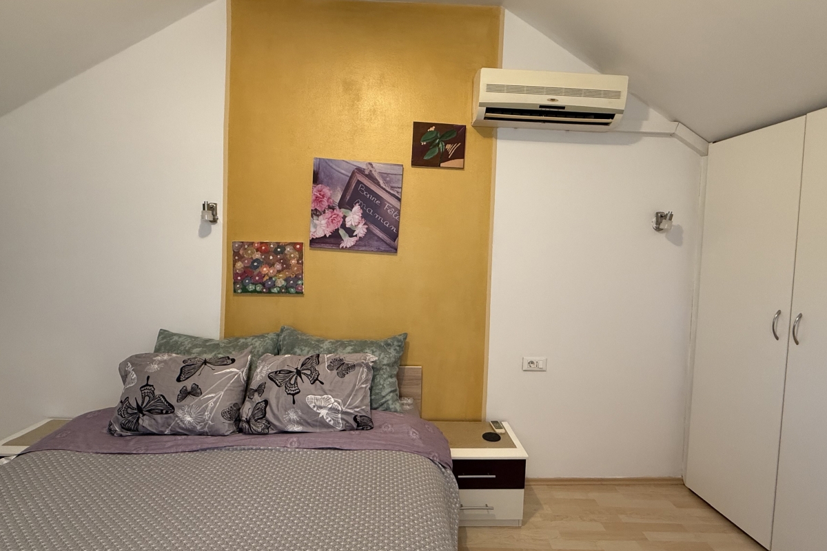 Radunica, centro di Split, Casa semi-indipendente in vendita