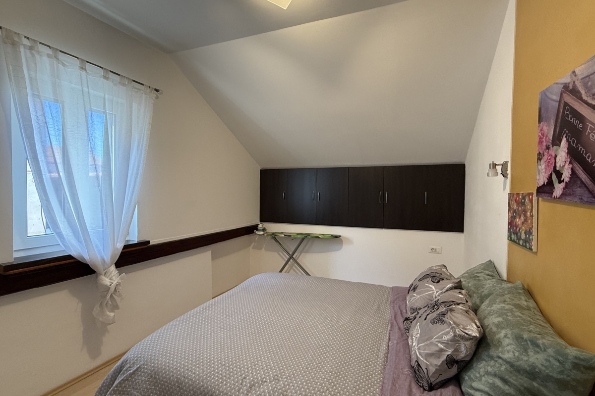 Radunica, centro di Split, Casa semi-indipendente in vendita