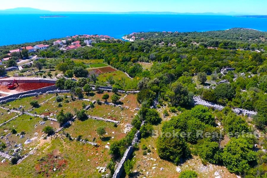 Terreno edificabile con vista mare