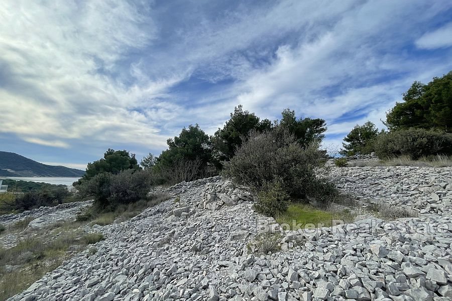 Terreno edificabile con vista mare