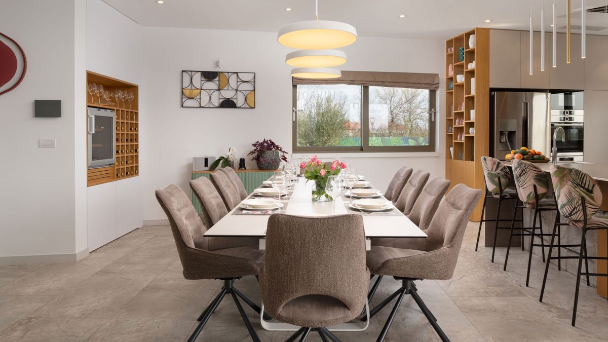 Casa moderna con piscina