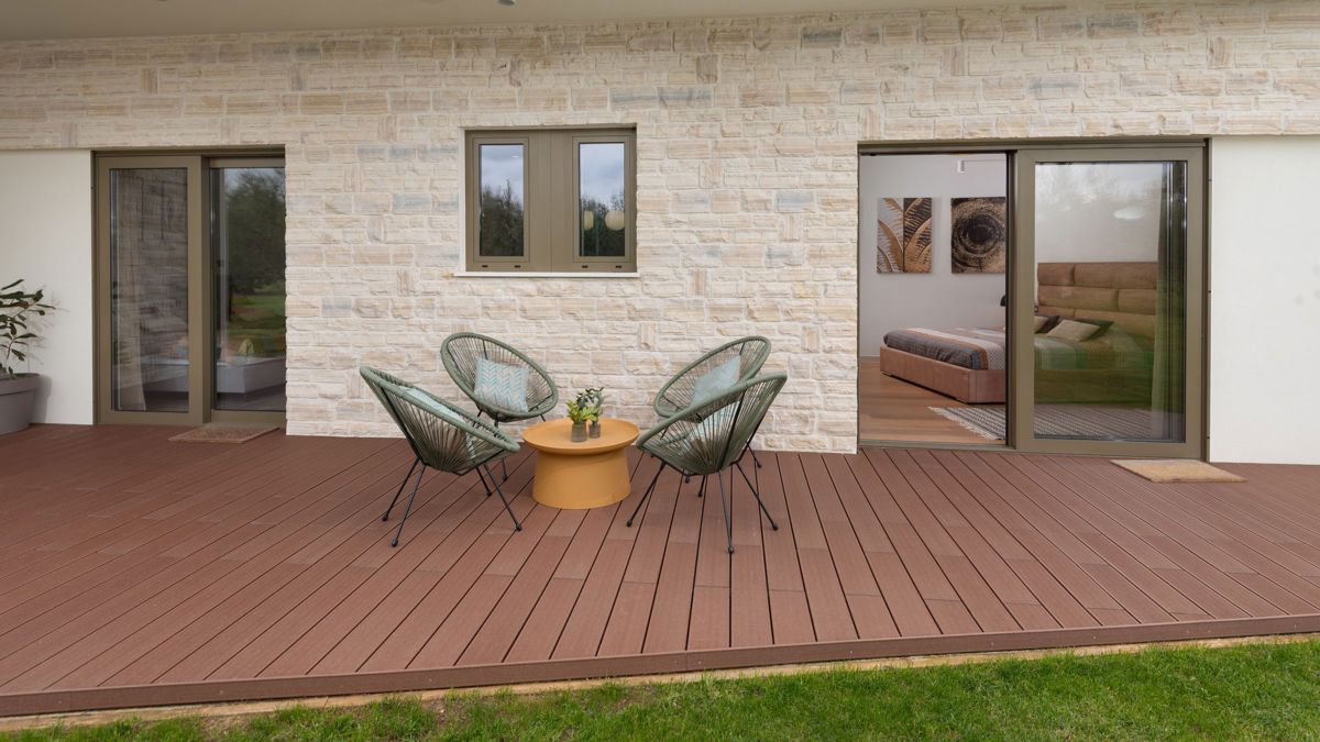 Casa moderna con piscina