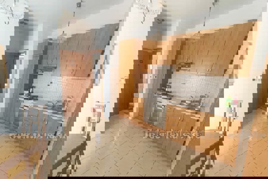 Palazzina con vista mare