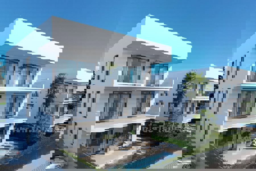 Appartamenti con piscina e terrazza panoramica in costruzione