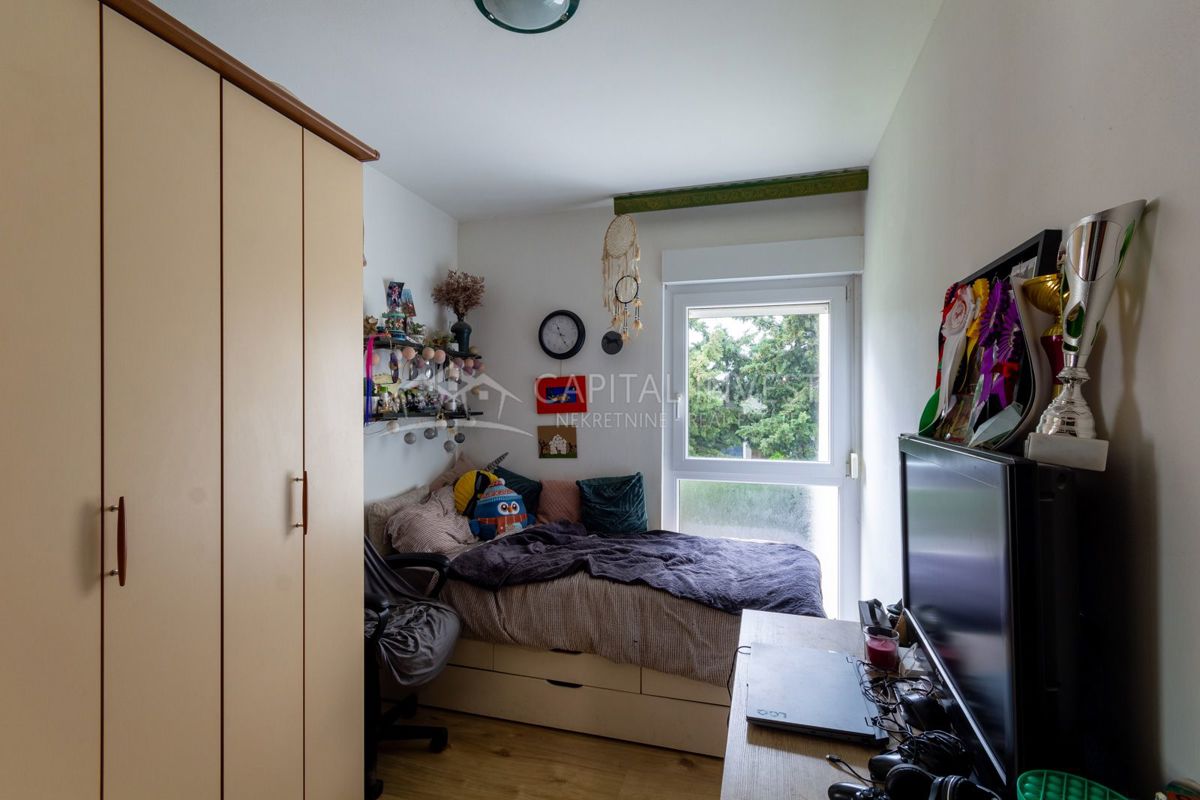 Appartamento con tre camere da letto, Pola, Šijana