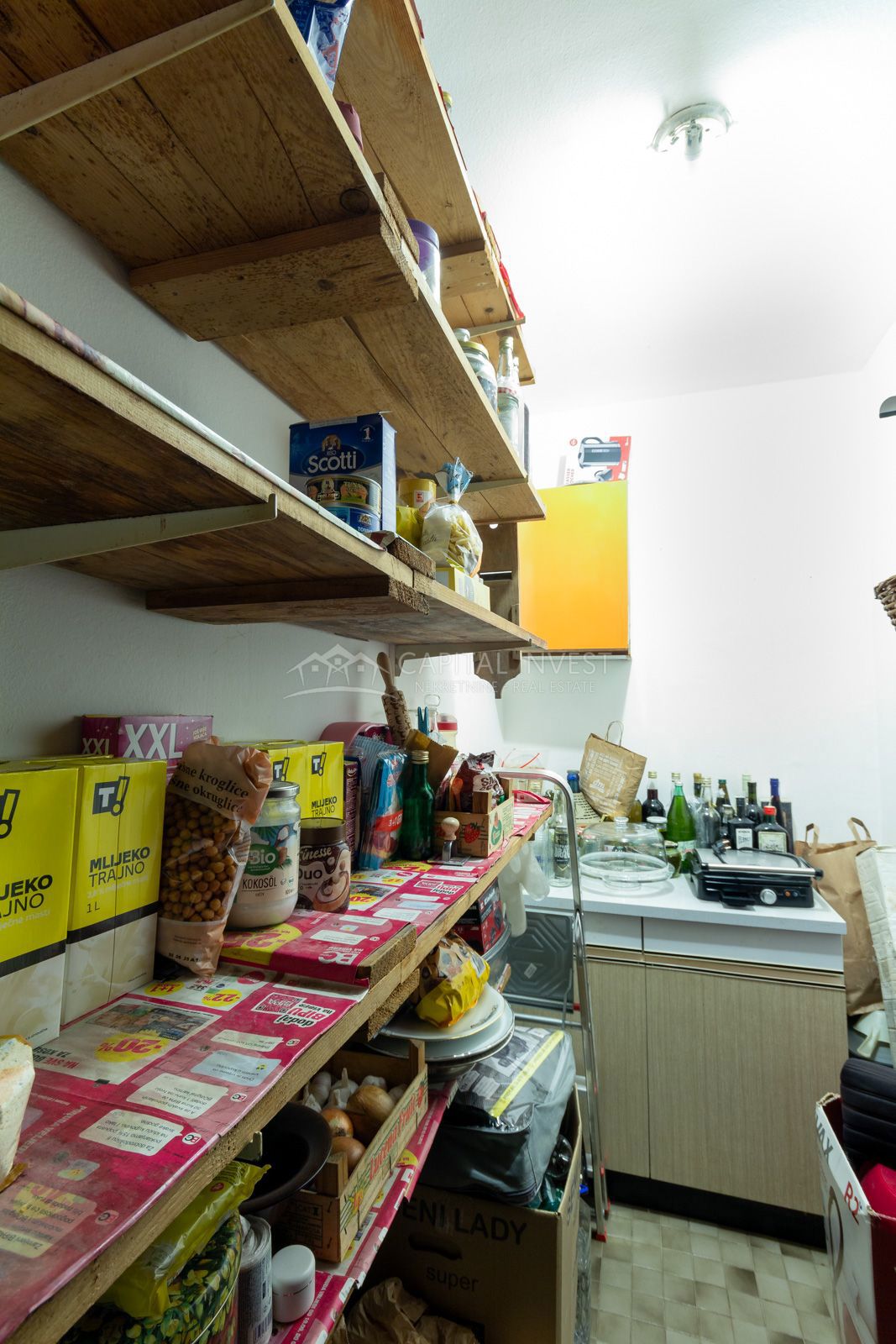 Appartamento con tre camere da letto, Pola, Šijana