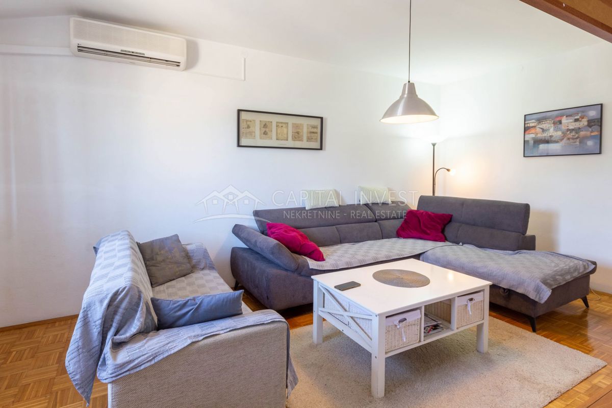 Appartamento con balcone, Pola, Veruda