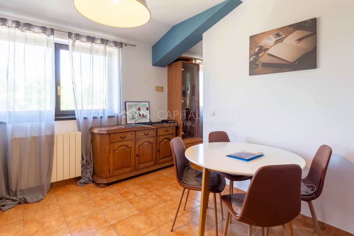 Appartamento con balcone, Pola, Veruda