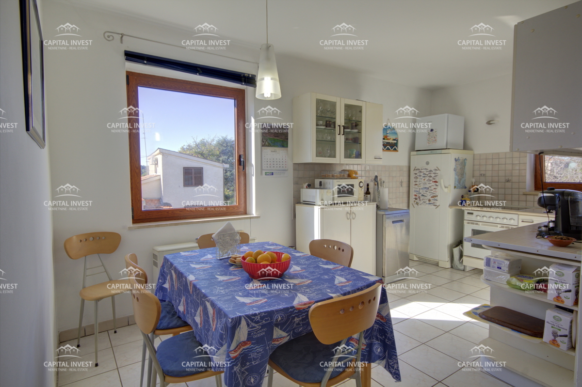 Casa con ampio terreno vicino al mare, Medulin, Istria