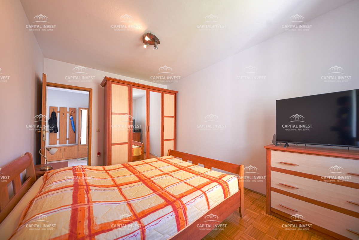 Appartamento trilocale in casa, garage, Pola, Istria