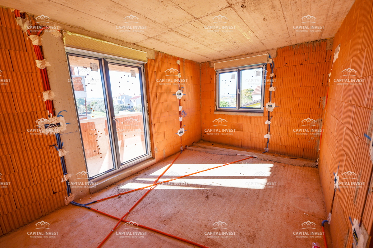 Appartamento con giardino, nuova costruzione, Šikići, Pola, Istria