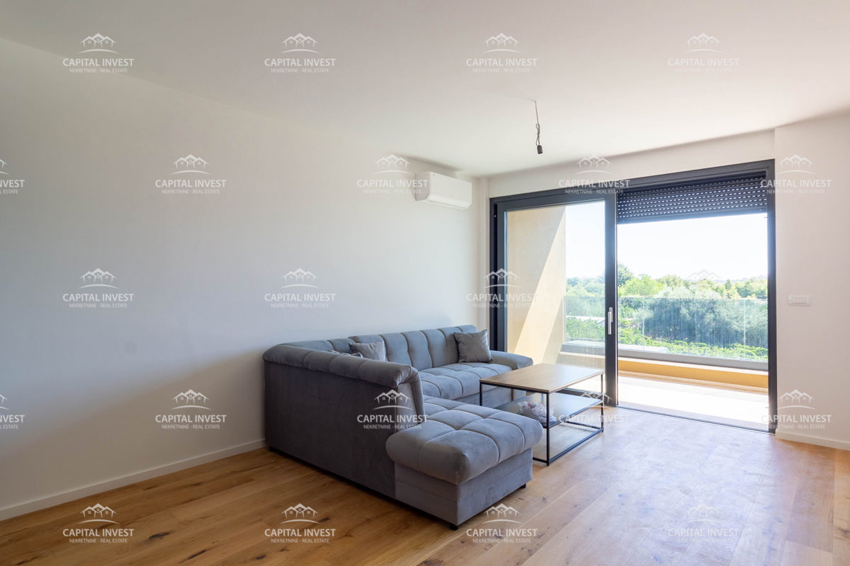 Quadrilocale, due balconi, Pola, Valdebek