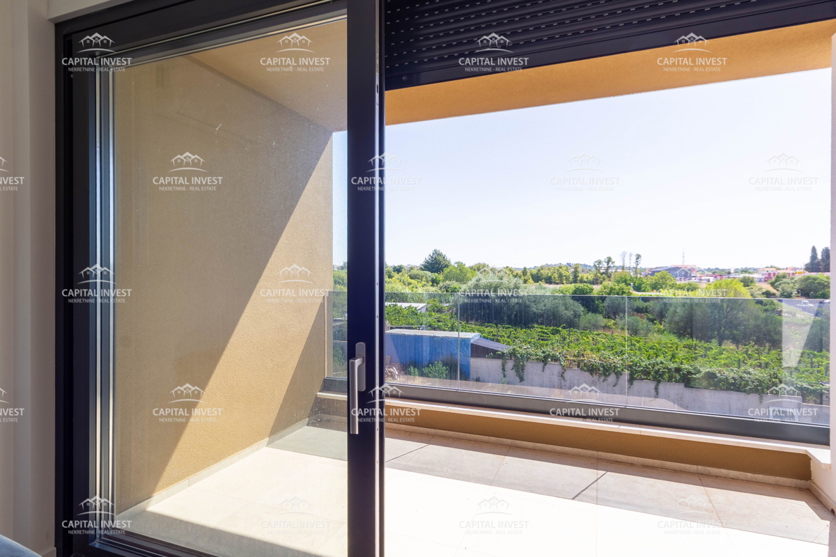 Quadrilocale, due balconi, Pola, Valdebek