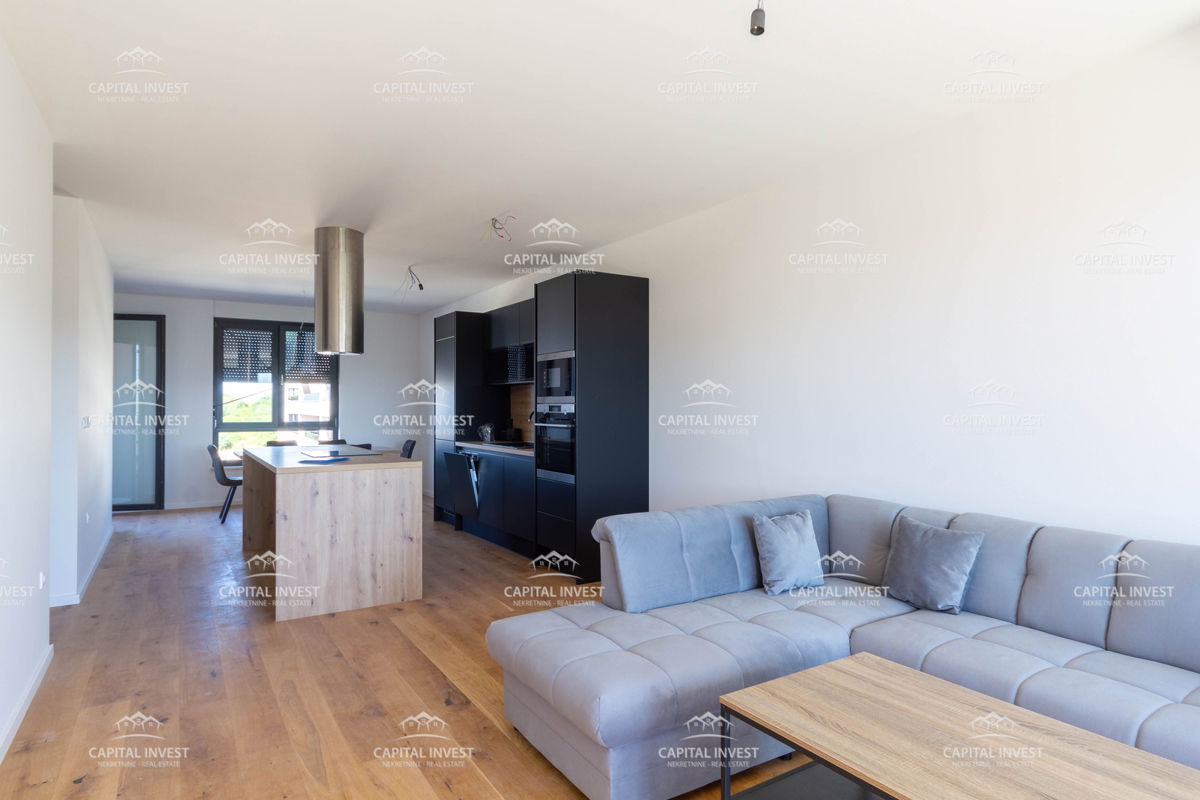 Quadrilocale, due balconi, Pola, Valdebek