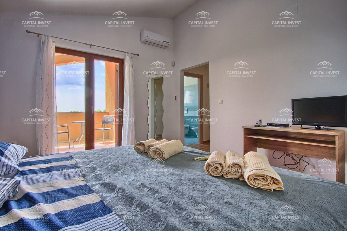 Villa con ampio giardino e piscina a Svetvinčenat, Istria