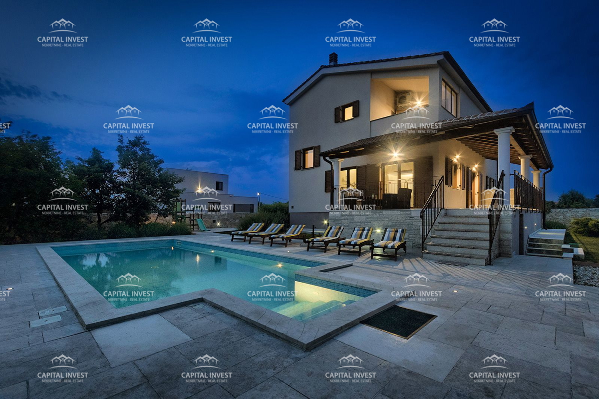 Villa con ampio giardino e piscina a Svetvinčenat, Istria