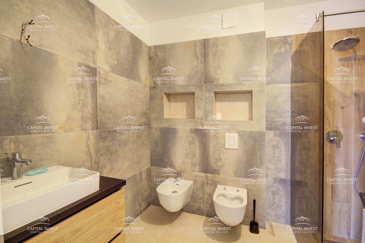 Appartamento quadrilocale con vista mare a Banjole, Istria