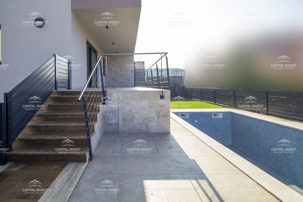 Appartamento quadrilocale con vista mare a Banjole, Istria