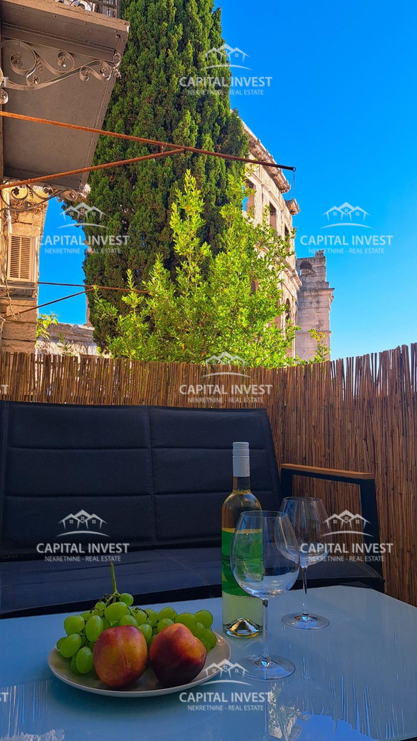 Appartamento trilocale, Arena, Pola, Istria