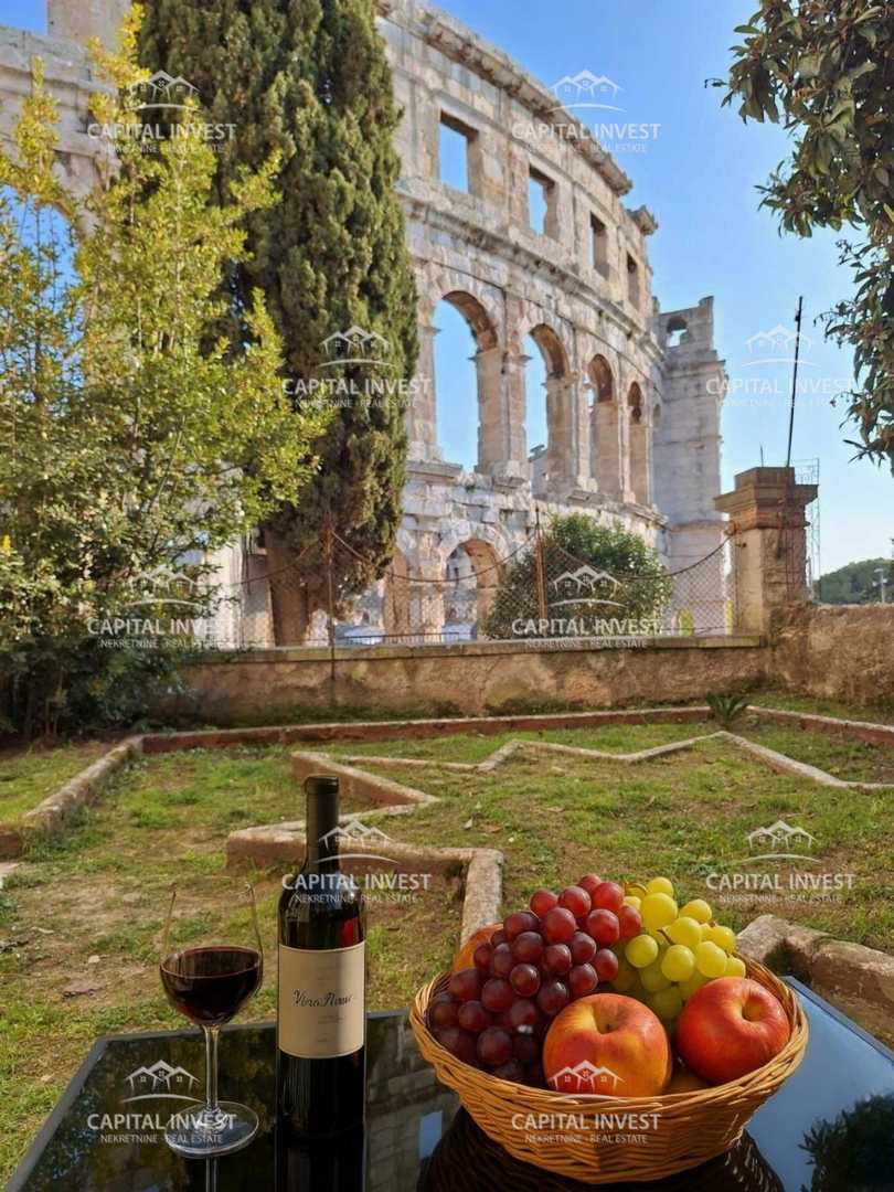 Appartamento trilocale, Arena, Pola, Istria