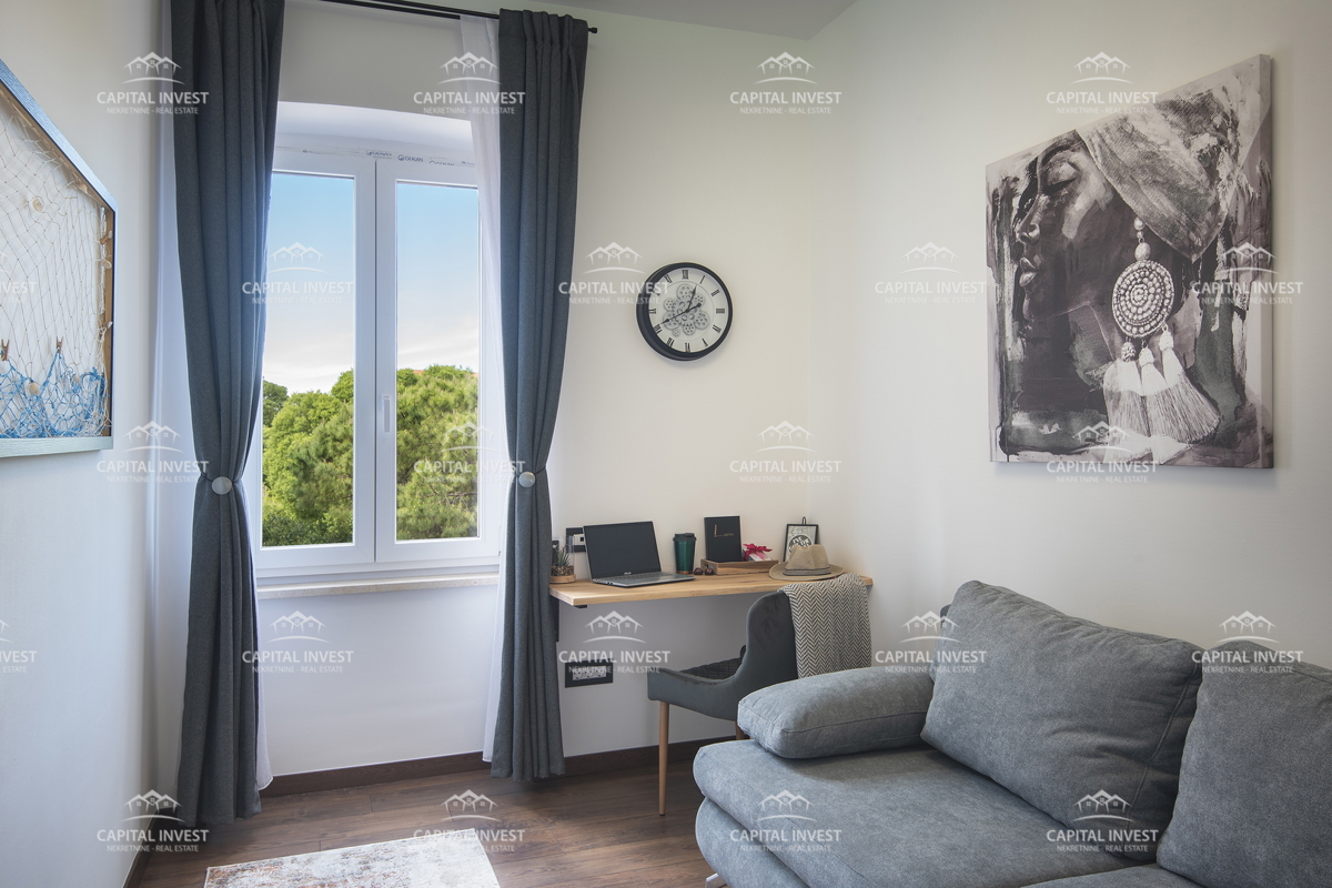 Appartamento, trilocale, Centro, Pula, Istria