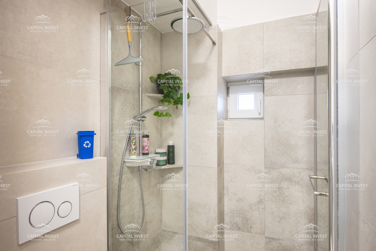 Appartamento, trilocale, Centro, Pula, Istria