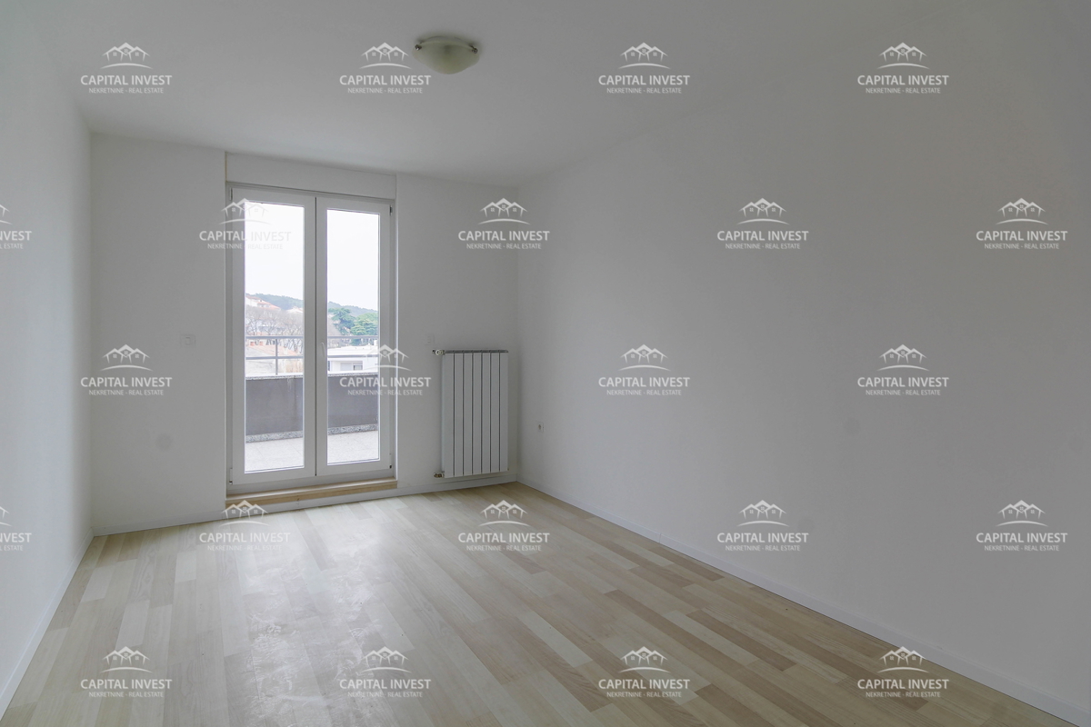 Appartamento, Quattro locali, Balcone, Centro, Pula, Istria