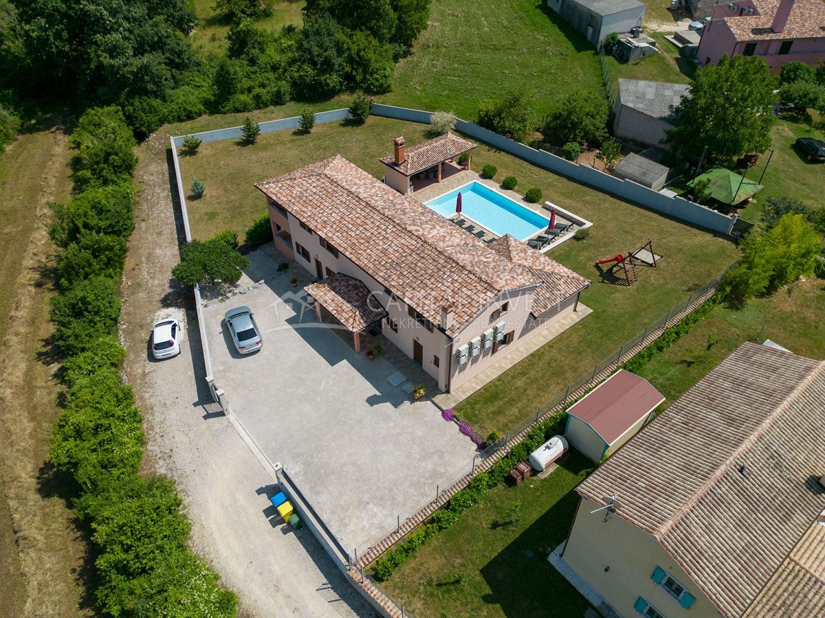 Casa Rojnići, Barban, 370m2