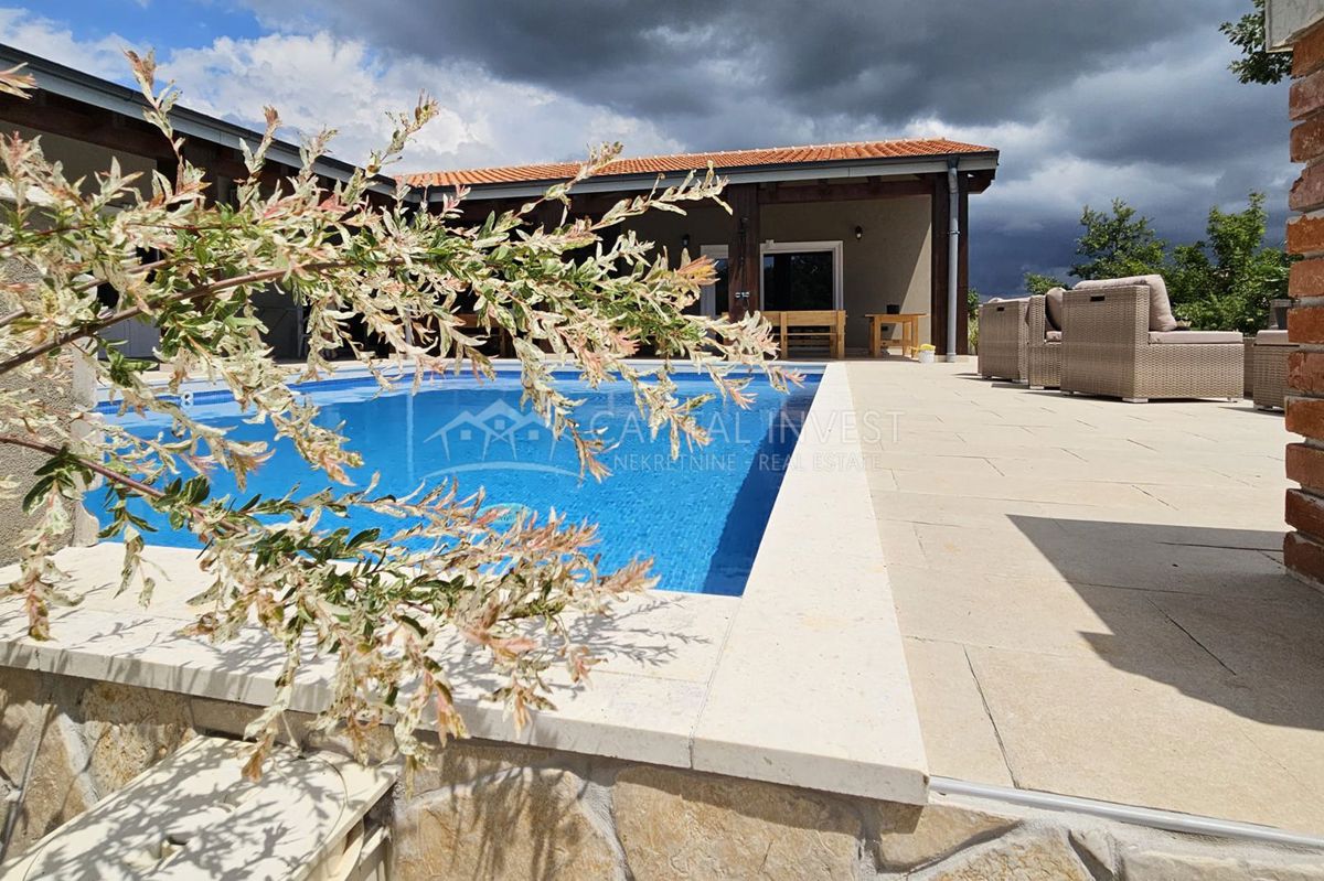Casa Štokovci, Svetvinčenat, 250m2