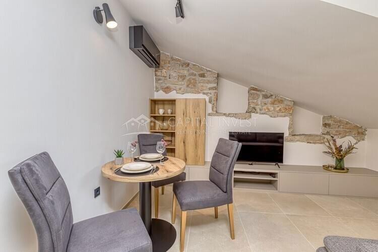 Casa in pietra a Orsera