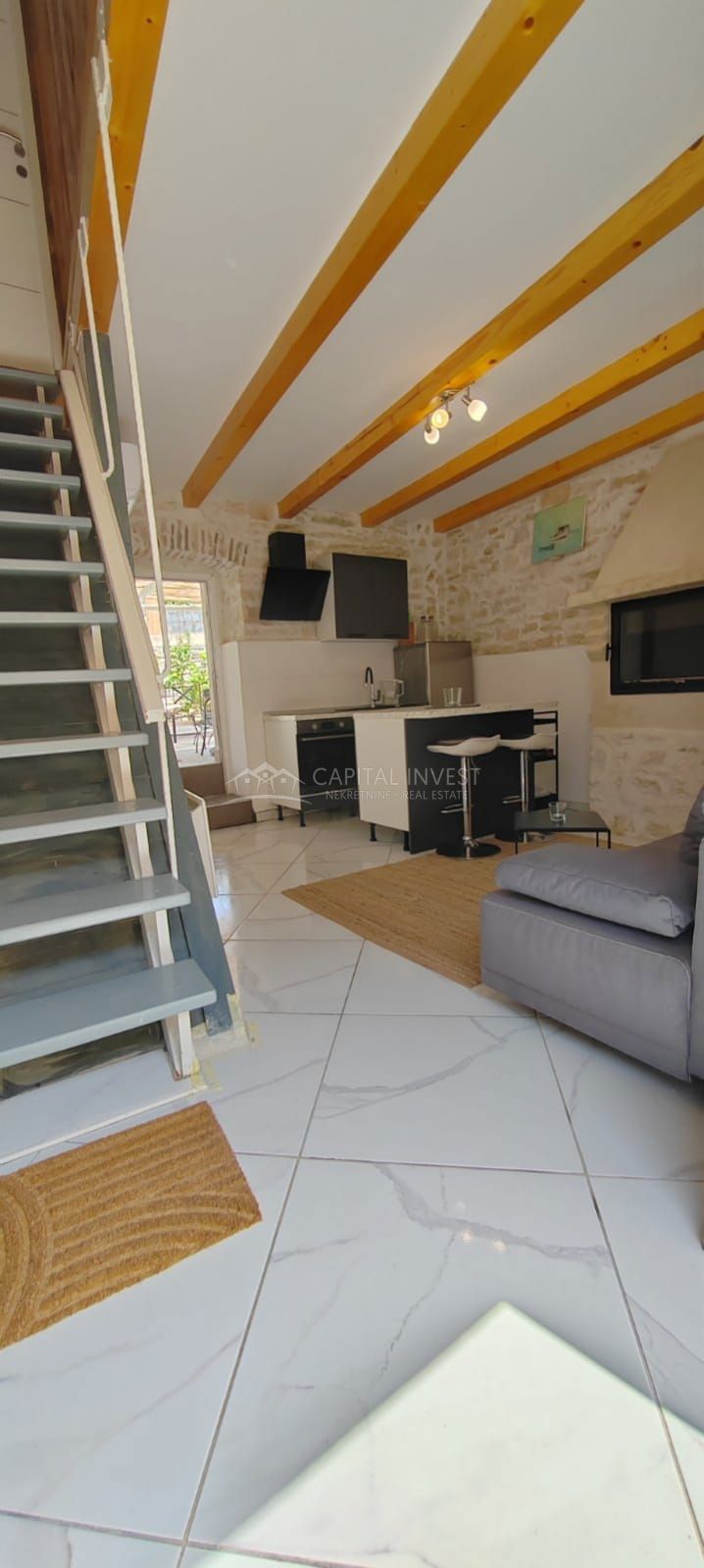 Casa ristrutturata con piscina, Galižana, Istria