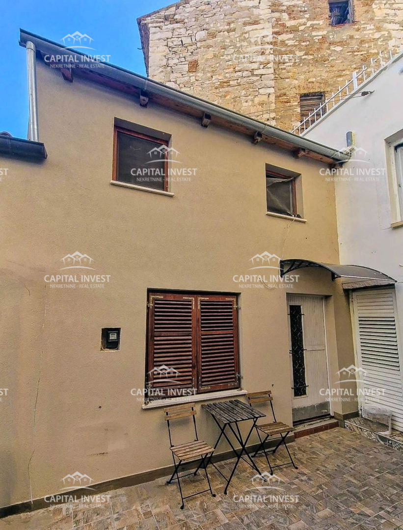 Appartamento quadrilocale, appartamento separato, Pola, Centro