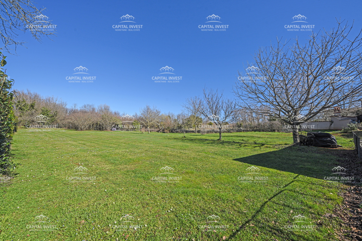 Due case, Terreno edificabile, Barban, Istra