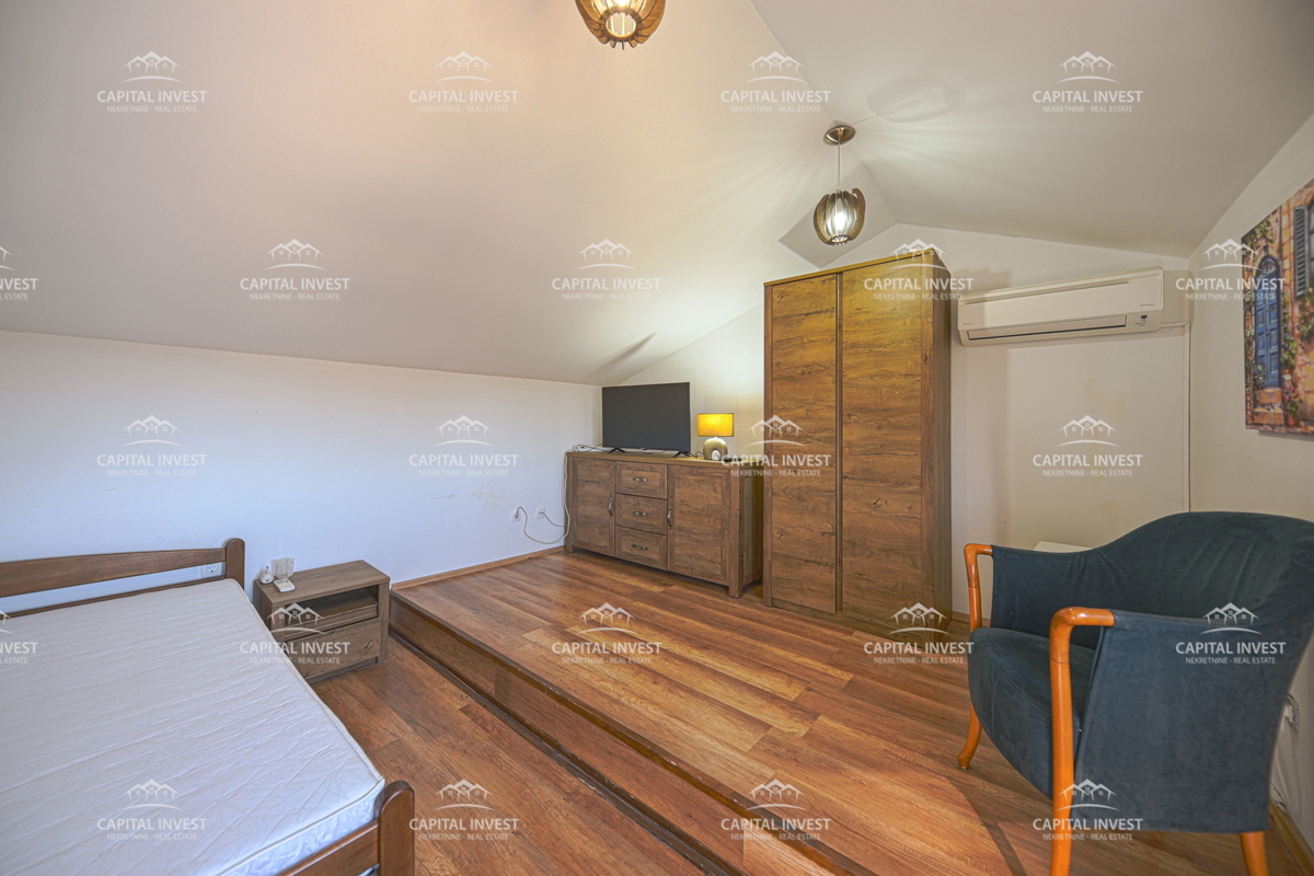 Due case, Terreno edificabile, Barban, Istra