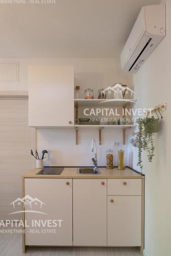 Casa con sei appartamenti, piscina, centro, Pula