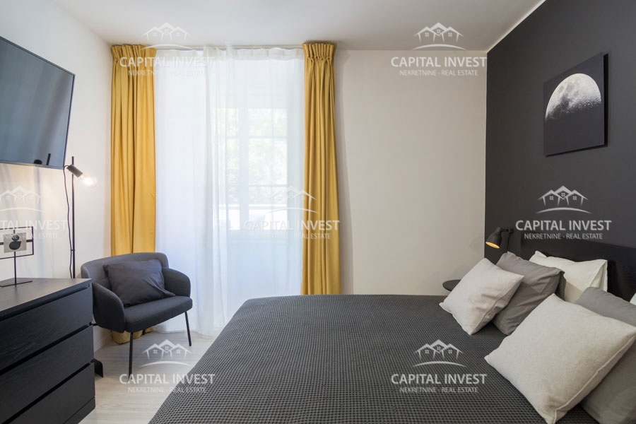 Casa con sei appartamenti, piscina, centro, Pula