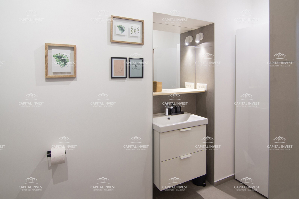 Casa con sei appartamenti, piscina, centro, Pula