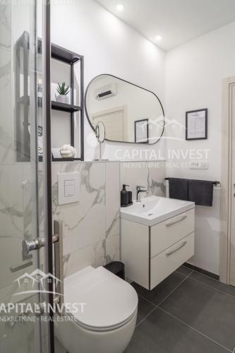 Casa con sei appartamenti, piscina, centro, Pula