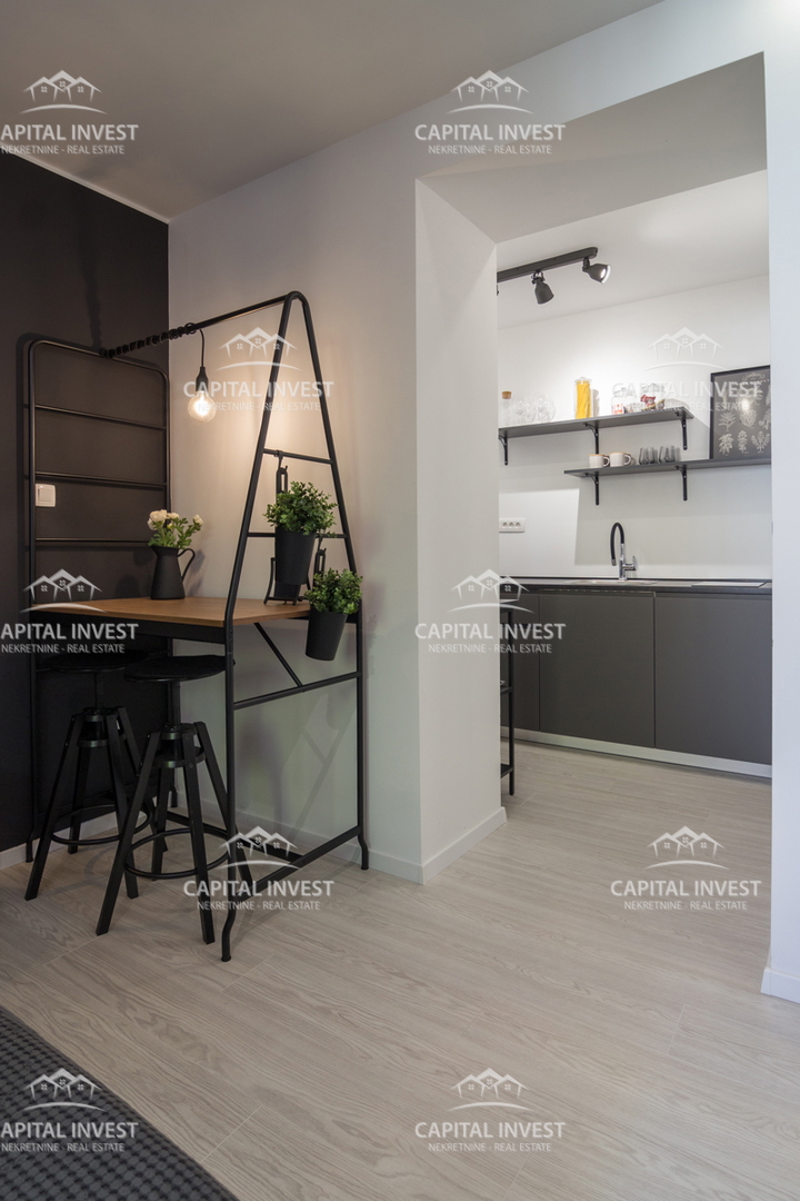 Casa con sei appartamenti, piscina, centro, Pula