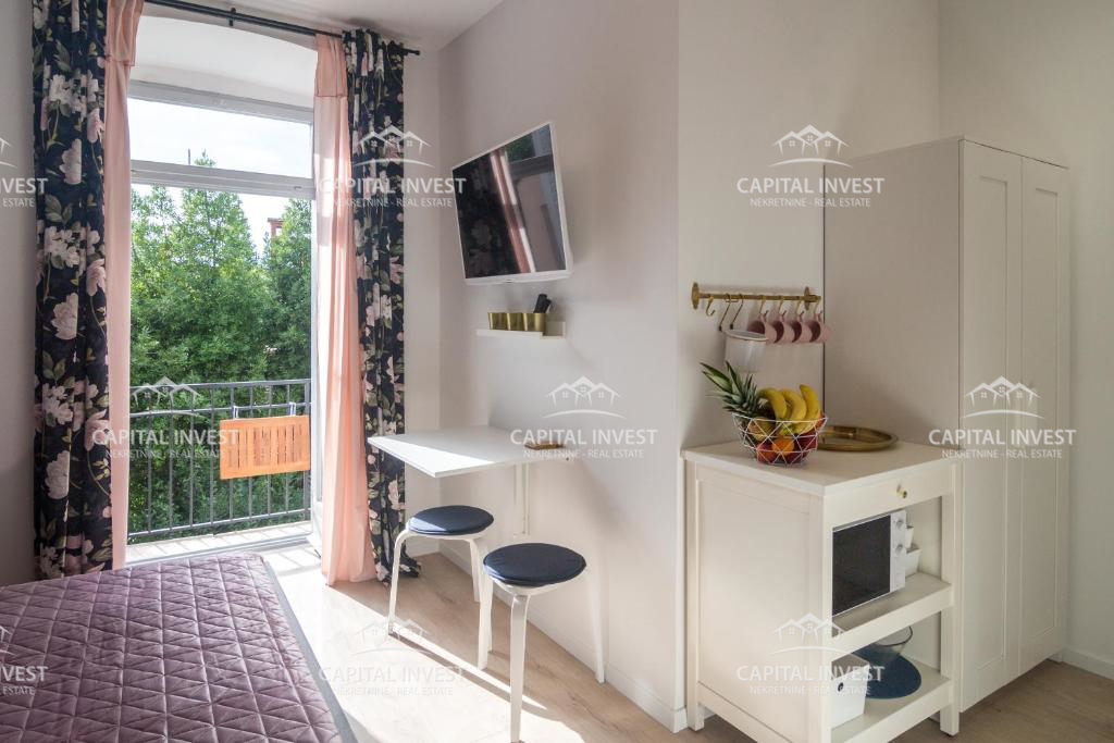 Casa con sei appartamenti, piscina, centro, Pula